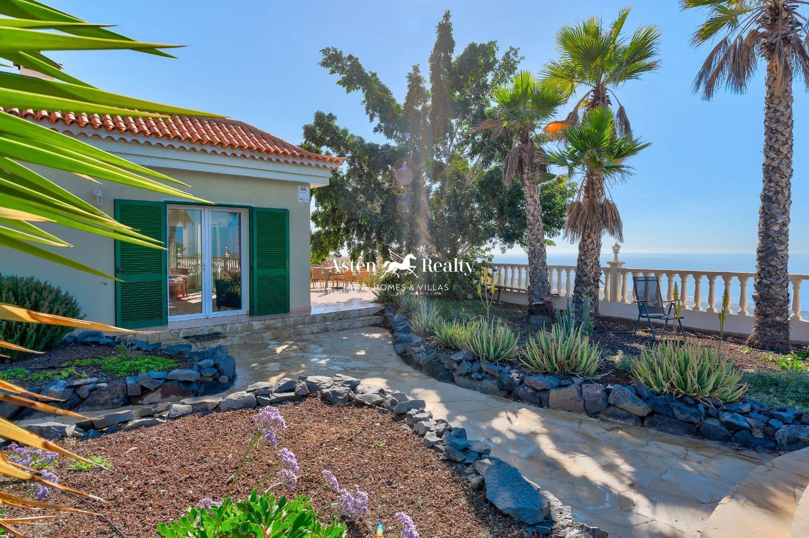 3 soveværelse Villa til salg i Guia de Isora med swimmingpool garage - € 1.200.000 (Ref: 7298480)