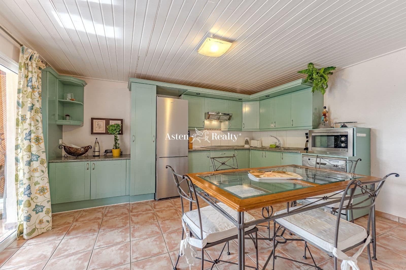 15 soveværelse Byhus til salg i Chio med swimmingpool garage - € 2.500.000 (Ref: 7367497)