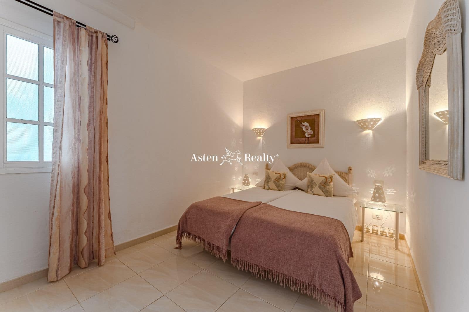 15 soveværelse Byhus til salg i Chio med swimmingpool garage - € 2.500.000 (Ref: 7367497)