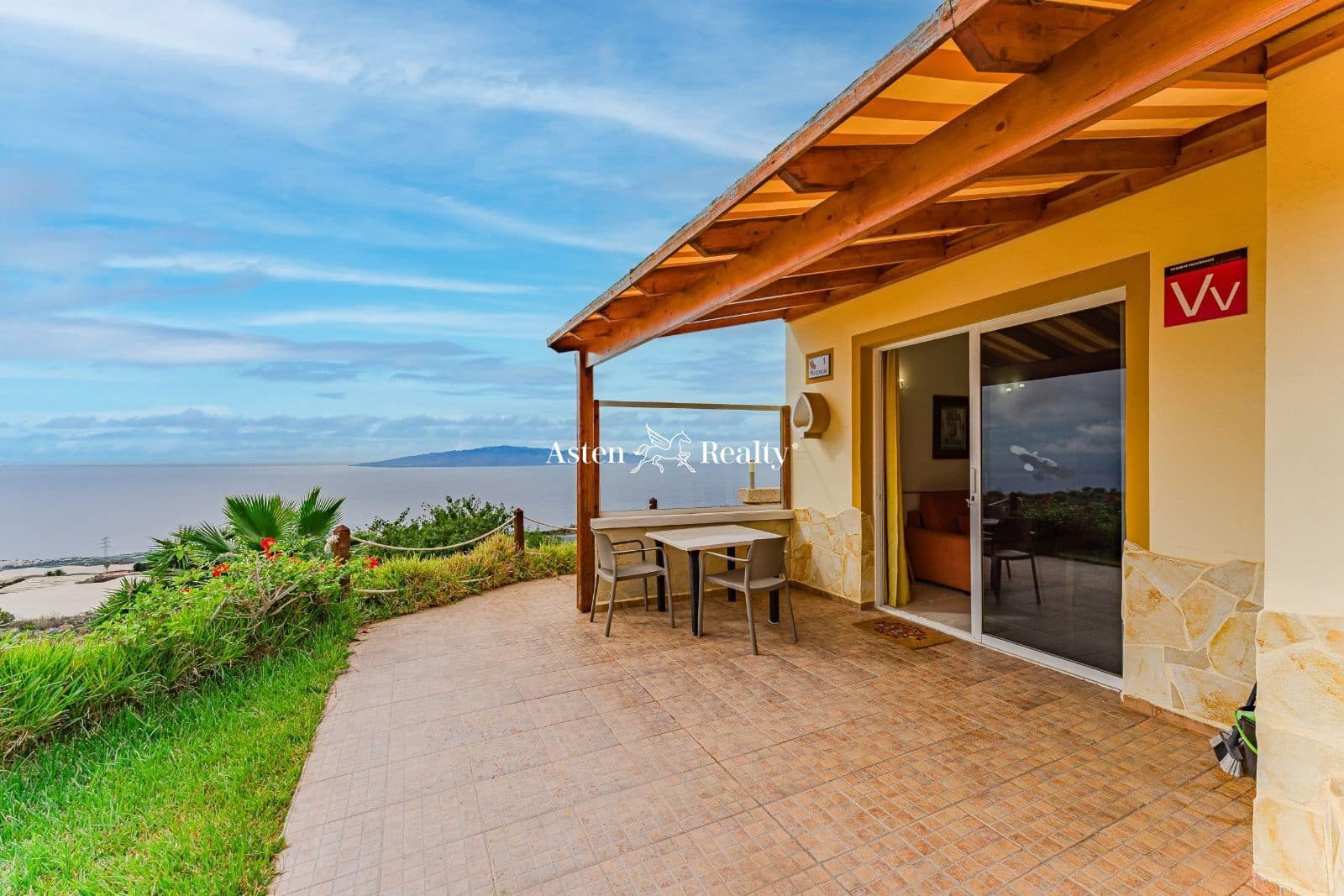 15 soveværelse Byhus til salg i Chio med swimmingpool garage - € 2.500.000 (Ref: 7367497)