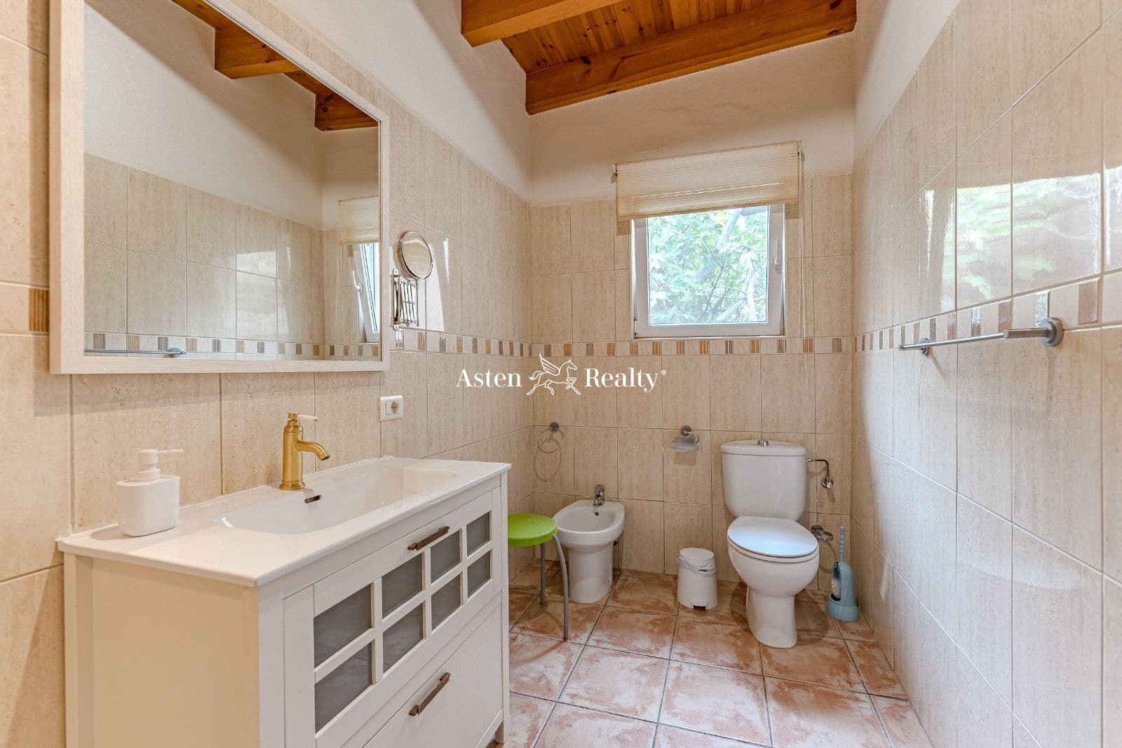 15 soveværelse Byhus til salg i Chio med swimmingpool garage - € 2.500.000 (Ref: 7367497)