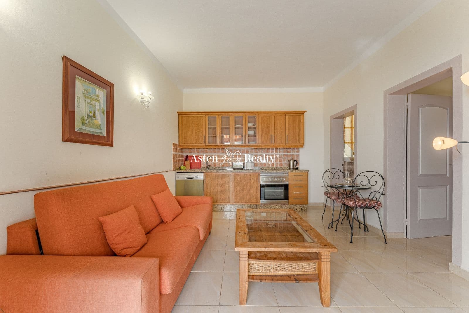 15 soveværelse Byhus til salg i Chio med swimmingpool garage - € 2.500.000 (Ref: 7367497)