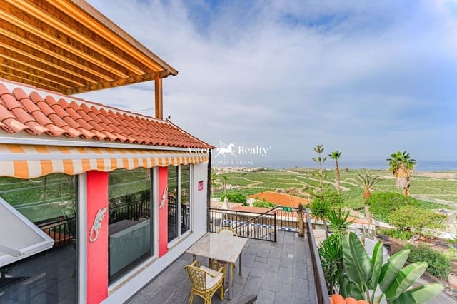 9 bedroom Townhouse for sale in Alcala, Guía de Isora with pool garage - € 3,100,000 (Ref: 7367500)