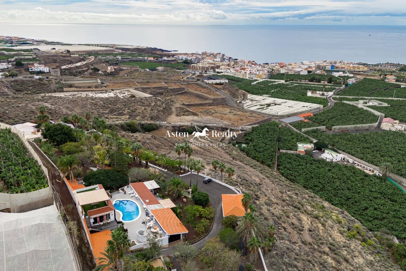 9 soveværelse Byhus til salg i Alcala med swimmingpool garage - € 3.100.000 (Ref: 7367500)