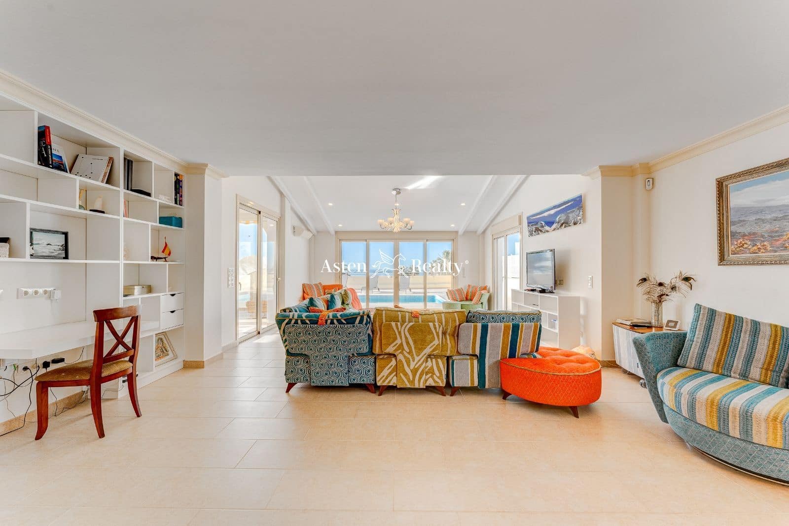 4 soverom Hus til salgs i Playa del Duque med svømmebasseng garasje - € 5 500 000 (Ref: 7381602)