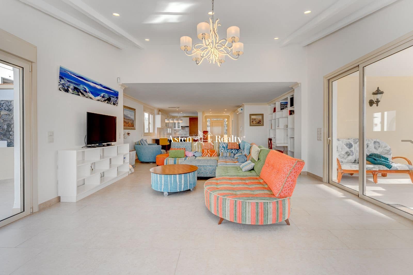 4 soverom Hus til salgs i Playa del Duque med svømmebasseng garasje - € 5 500 000 (Ref: 7381602)