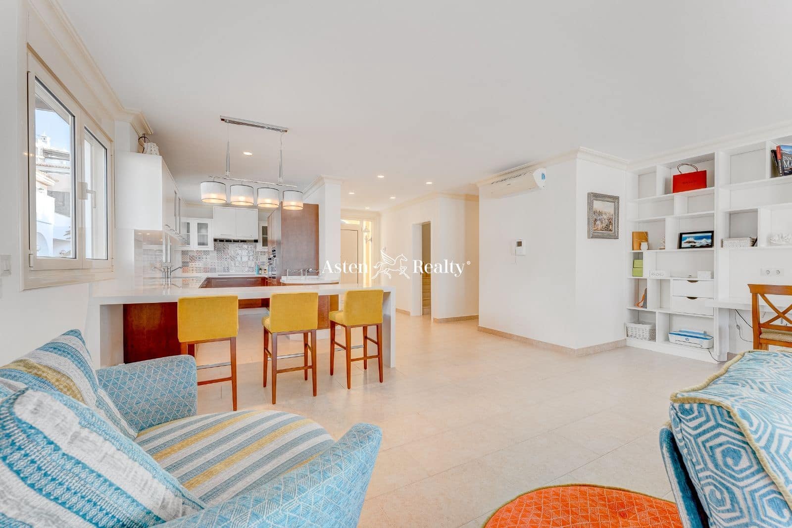 4 soverom Hus til salgs i Playa del Duque med svømmebasseng garasje - € 5 500 000 (Ref: 7381602)