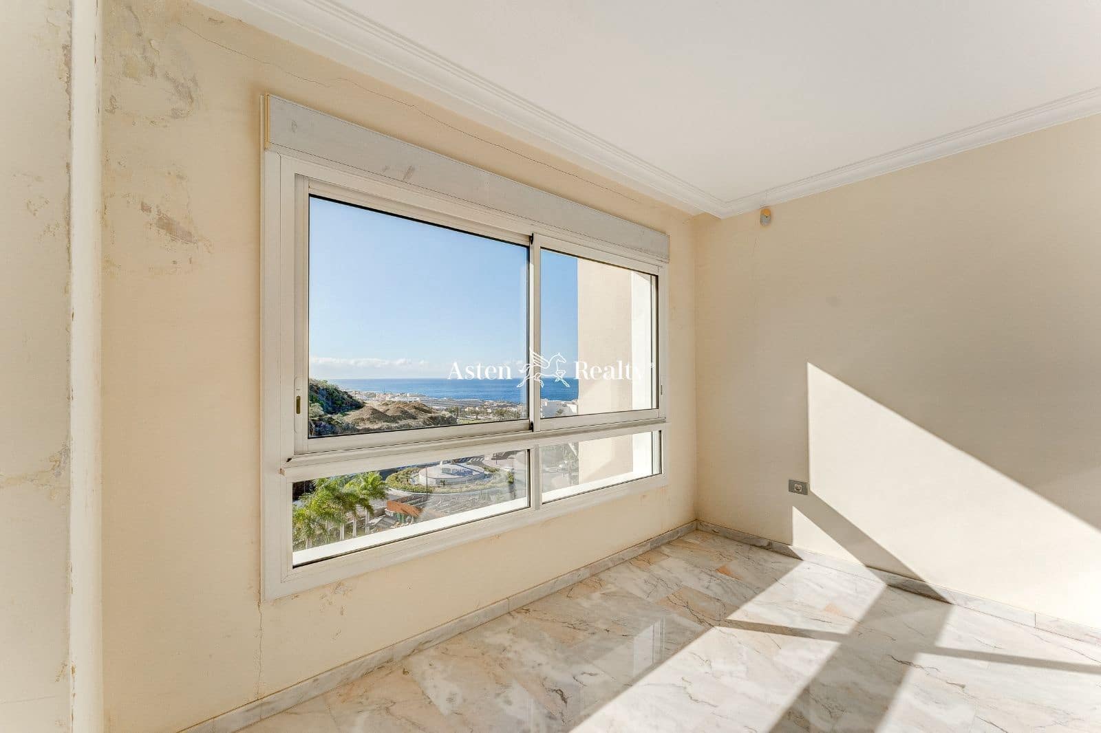 2 soveværelse Penthouse til salg i Los Gigantes med swimmingpool garage - € 597.100 (Ref: 7405659)