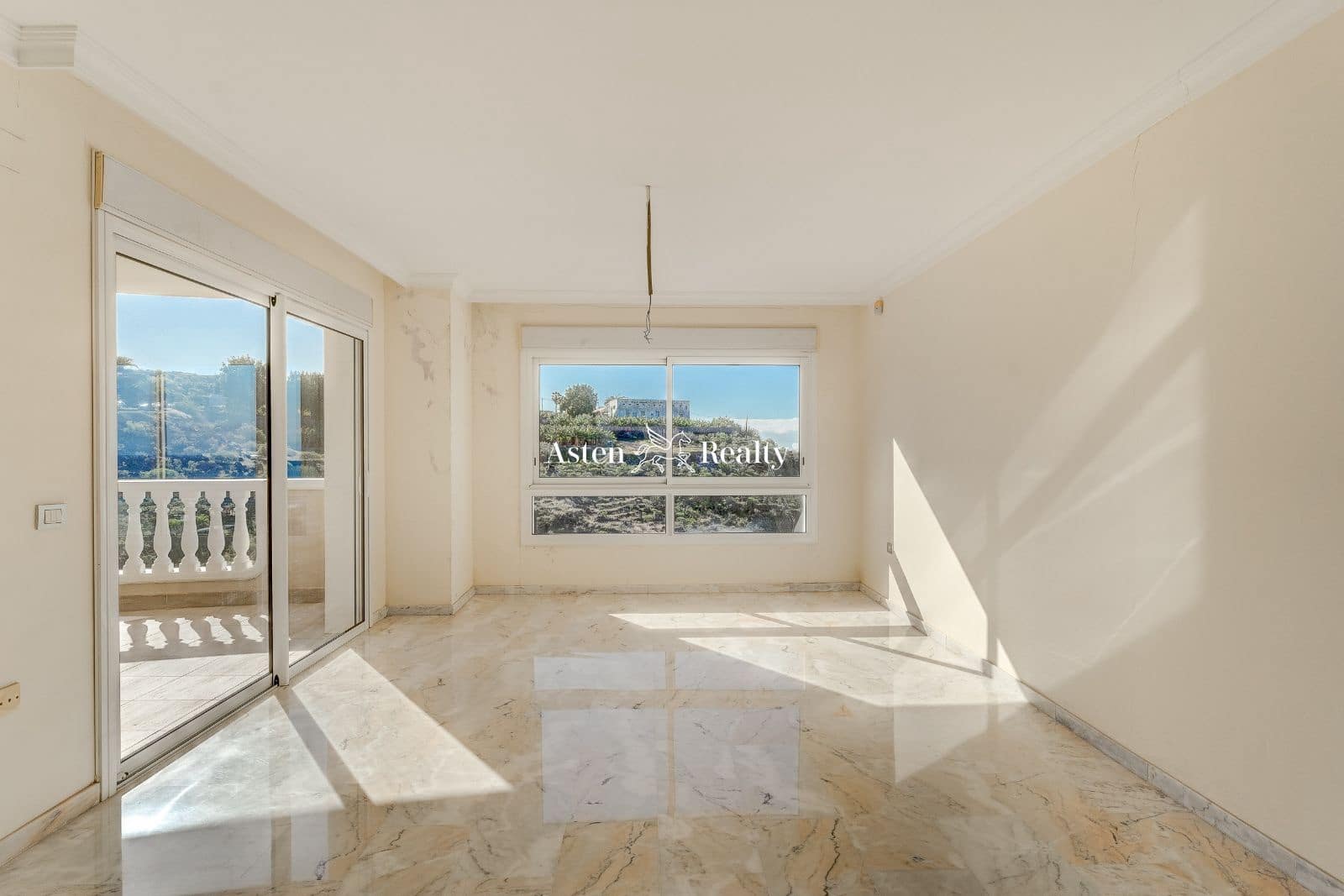 2 soveværelse Penthouse til salg i Los Gigantes med swimmingpool garage - € 597.100 (Ref: 7405659)