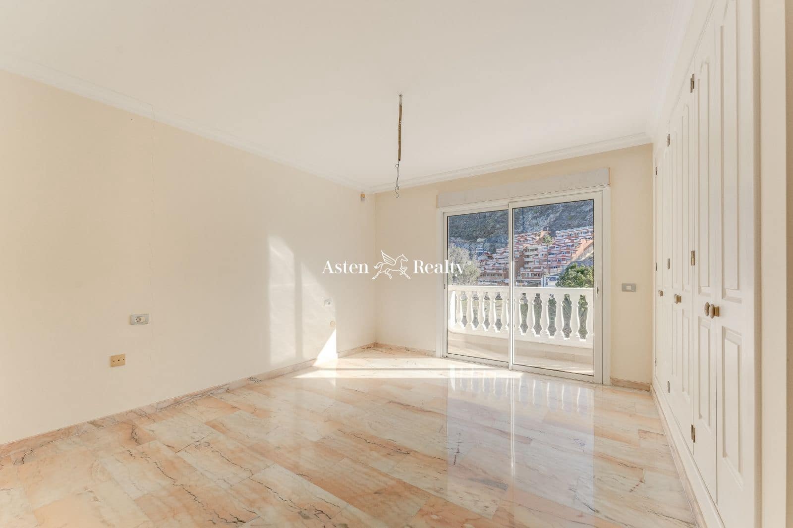 2 soveværelse Penthouse til salg i Los Gigantes med swimmingpool garage - € 597.100 (Ref: 7405659)