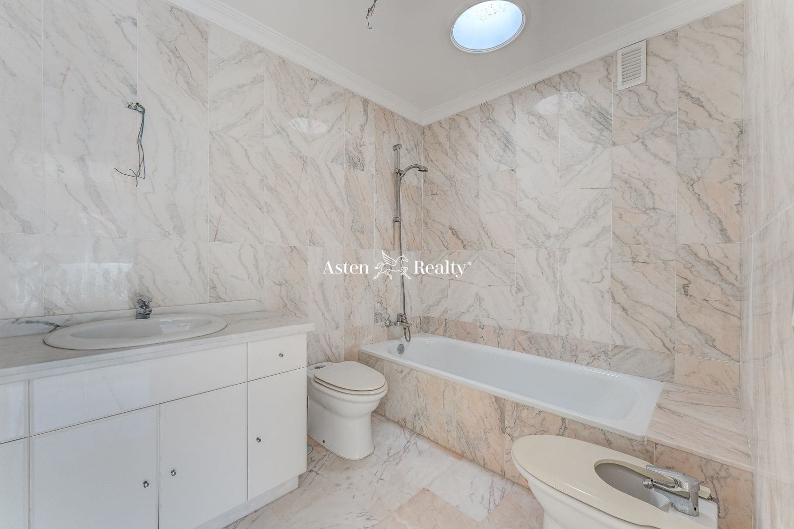 2 soveværelse Penthouse til salg i Los Gigantes med swimmingpool garage - € 597.100 (Ref: 7405659)