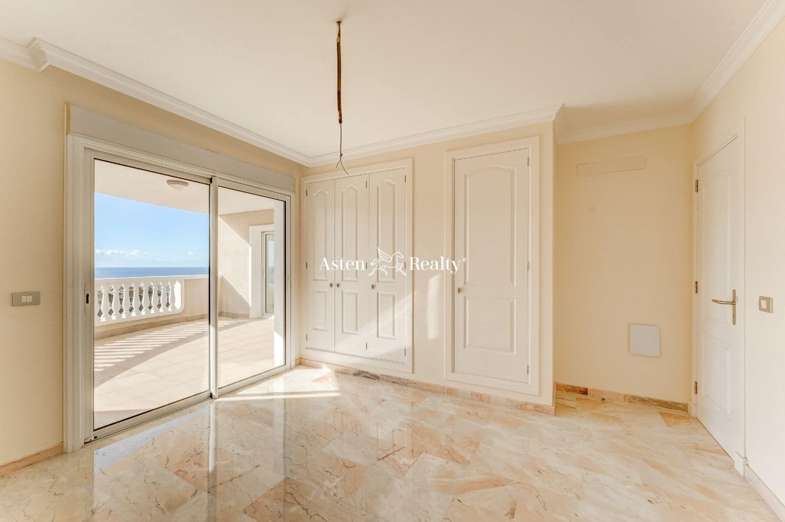 2 soveværelse Penthouse til salg i Los Gigantes med swimmingpool garage - € 597.100 (Ref: 7405659)