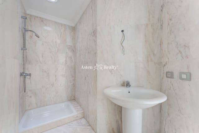 2 slaapkamer Penthouse te koop in Los Gigantes, Santiago del Teide met zwembad garage - € 594.500 (Ref: 7405660)