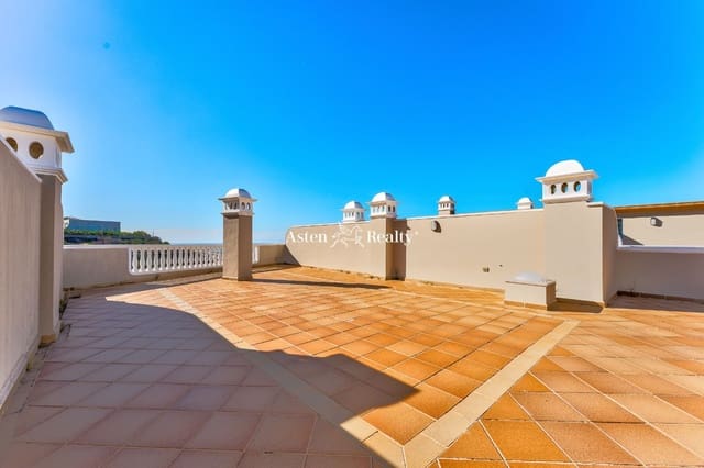 2 slaapkamer Penthouse te koop in Los Gigantes, Santiago del Teide met zwembad garage - € 594.500 (Ref: 7405660)