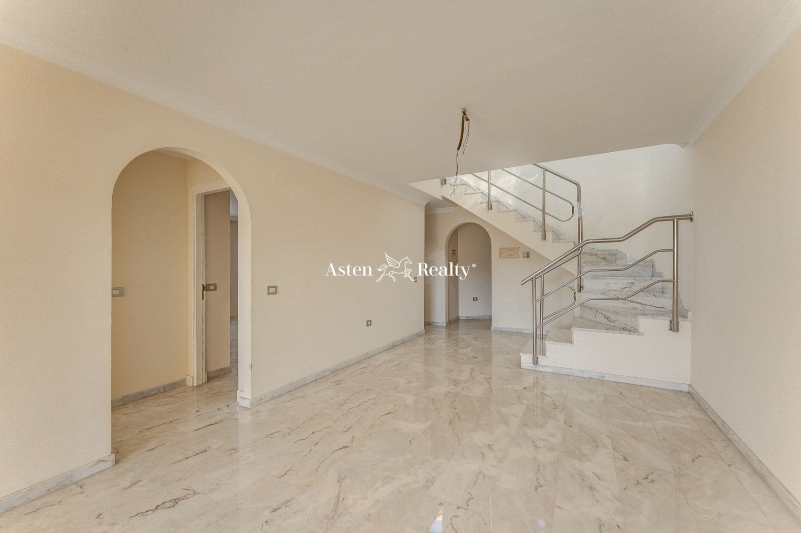 2 soveværelse Penthouse til salg i Los Gigantes med swimmingpool garage - € 594.500 (Ref: 7405660)