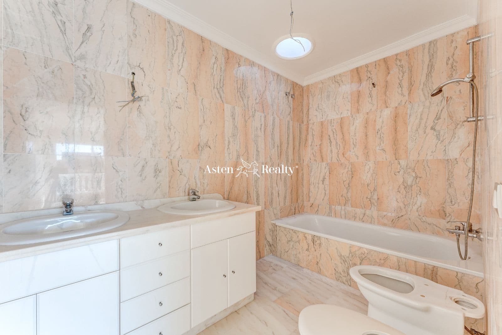 2 soveværelse Penthouse til salg i Los Gigantes med swimmingpool garage - € 550.900 (Ref: 7405662)