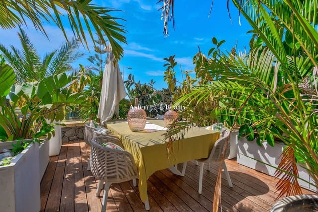 4 bedroom Townhouse for sale in Torviscas, Adeje with pool garage - € 1,200,000 (Ref: 7453530)
