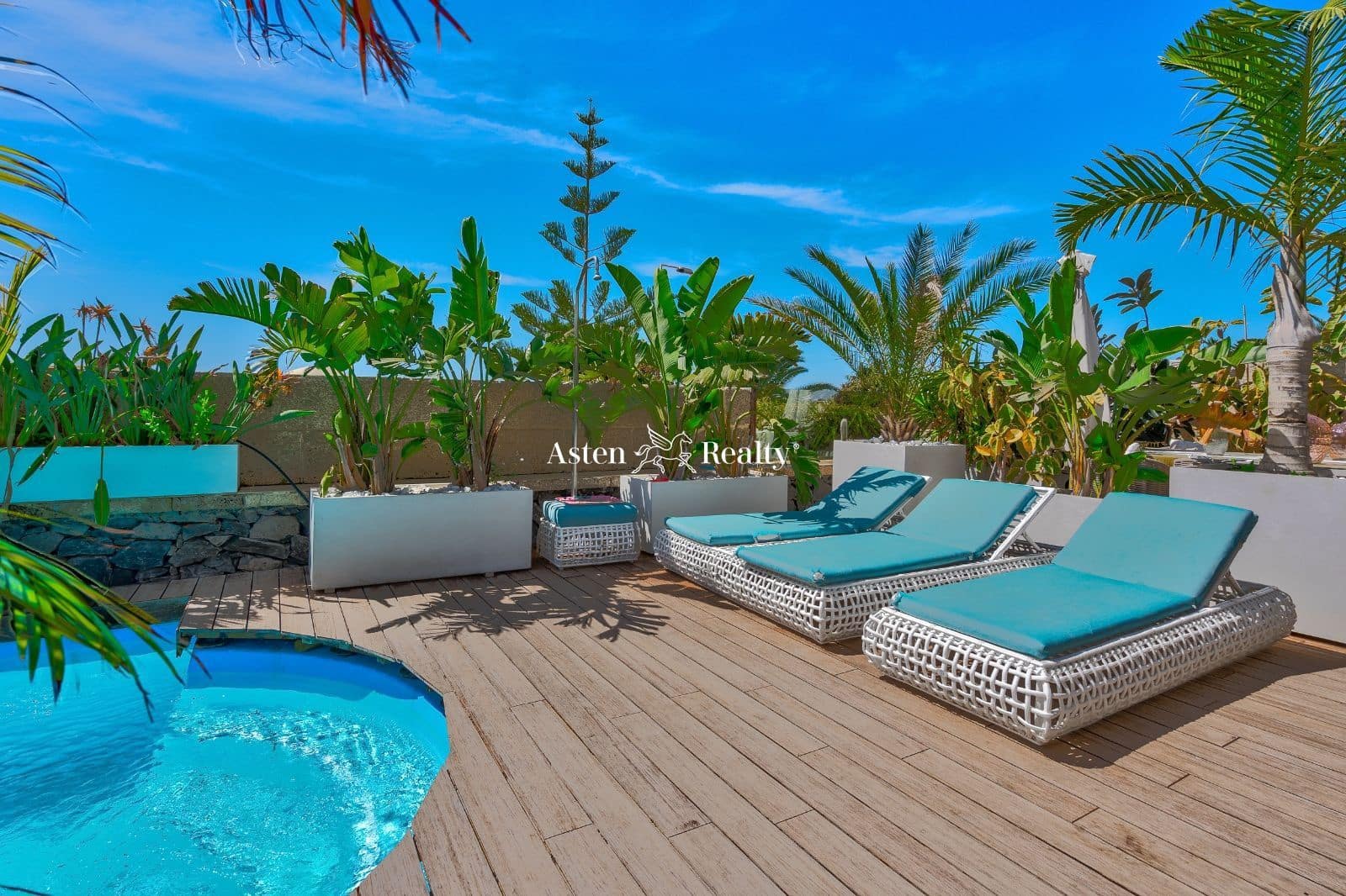 4 soveværelse Byhus til salg i Torviscas med swimmingpool garage - € 1.200.000 (Ref: 7453530)