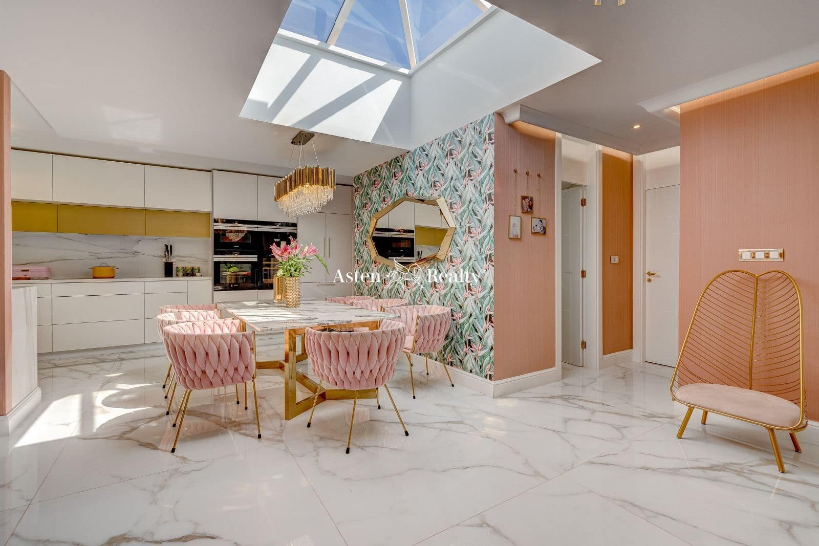 4 soveværelse Byhus til salg i Torviscas med swimmingpool garage - € 1.200.000 (Ref: 7453530)