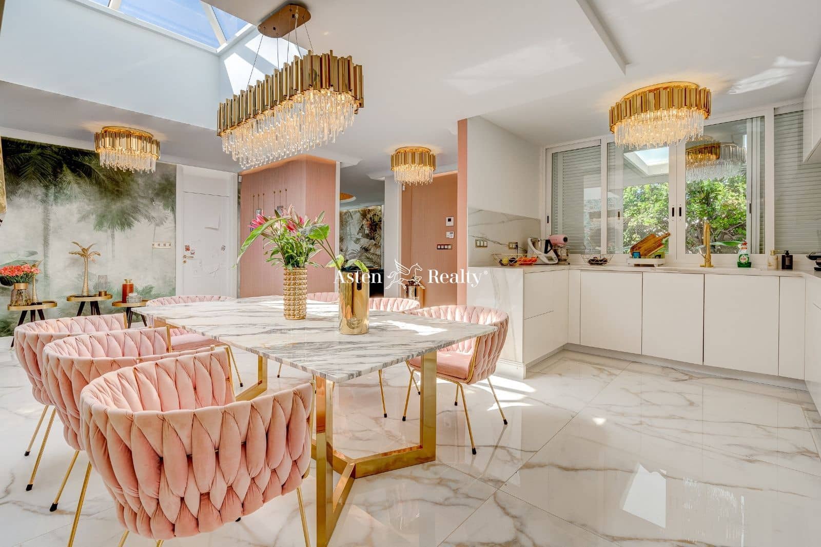 4 soveværelse Byhus til salg i Torviscas med swimmingpool garage - € 1.200.000 (Ref: 7453530)