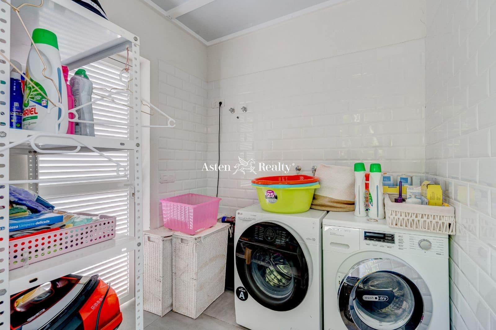 4 soveværelse Byhus til salg i Torviscas med swimmingpool garage - € 1.200.000 (Ref: 7453530)