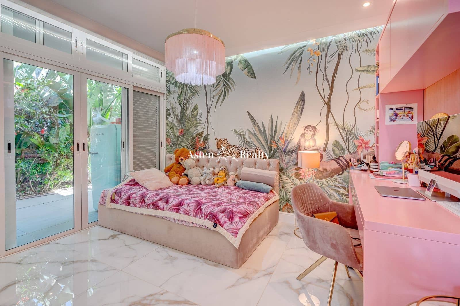 4 soveværelse Byhus til salg i Torviscas med swimmingpool garage - € 1.200.000 (Ref: 7453530)