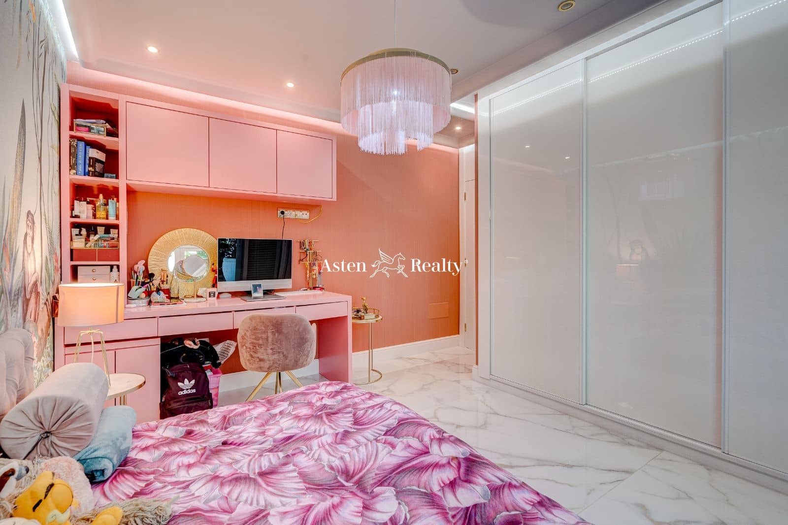 4 soveværelse Byhus til salg i Torviscas med swimmingpool garage - € 1.200.000 (Ref: 7453530)