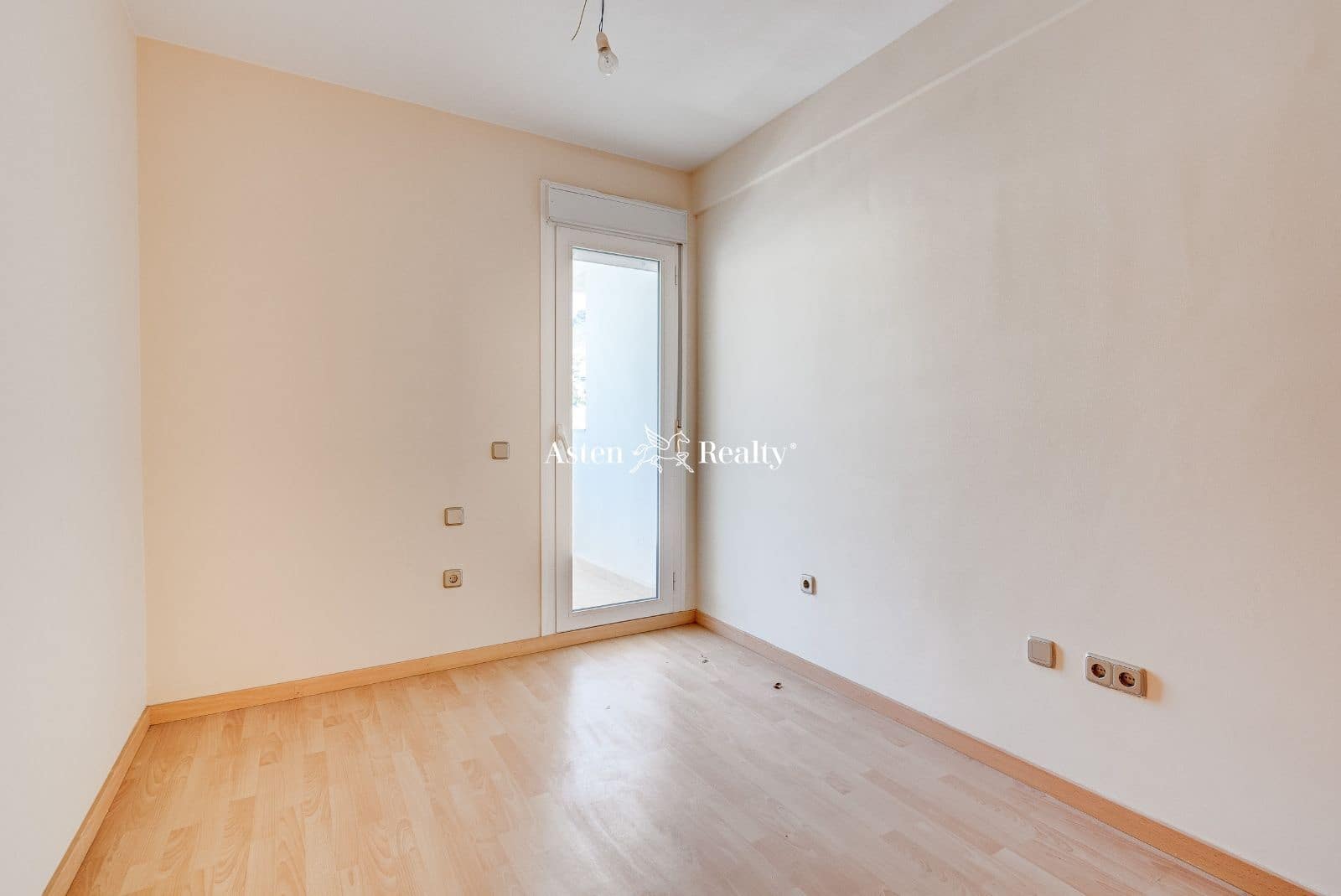 4 soveværelse Byhus til salg i Torviscas med swimmingpool garage - € 665.000 (Ref: 7481074)