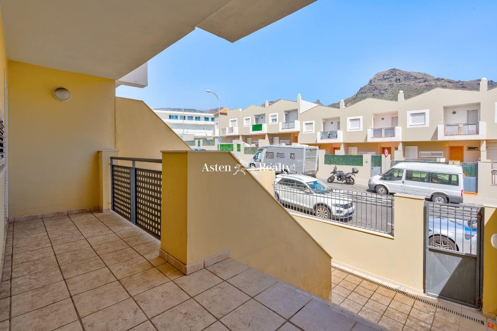 4 soveværelse Byhus til salg i Torviscas med swimmingpool garage - € 665.000 (Ref: 7481074)