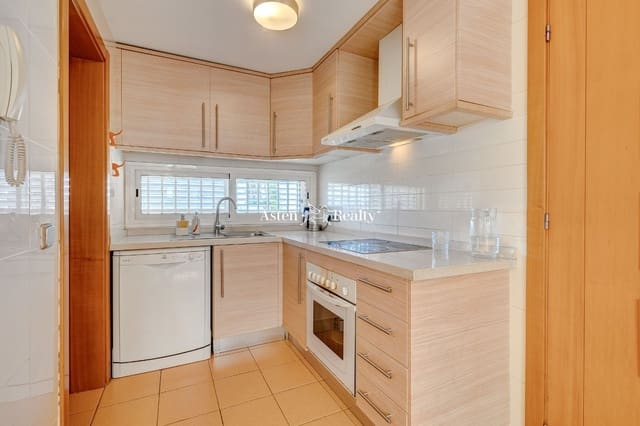 4 soverom Hus til salgs i Torviscas, Adeje med svømmebasseng garasje - € 549 000 (Ref: 7481075)