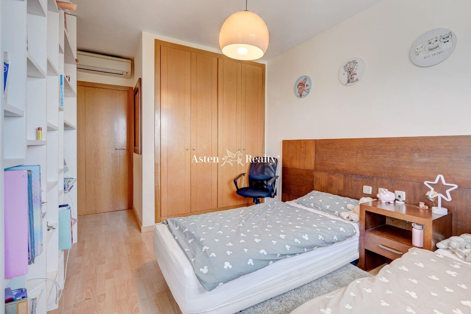 4 soveværelse Byhus til salg i Torviscas med swimmingpool garage - € 549.000 (Ref: 7481075)