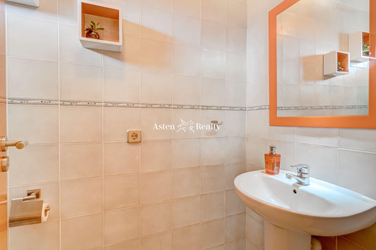 4 soveværelse Byhus til salg i Torviscas med swimmingpool garage - € 549.000 (Ref: 7481075)