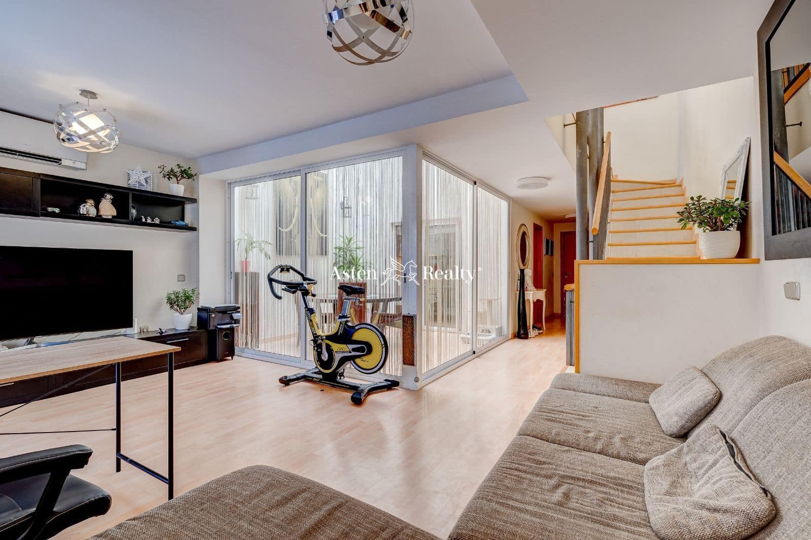 4 soveværelse Byhus til salg i Torviscas med swimmingpool garage - € 549.000 (Ref: 7481075)