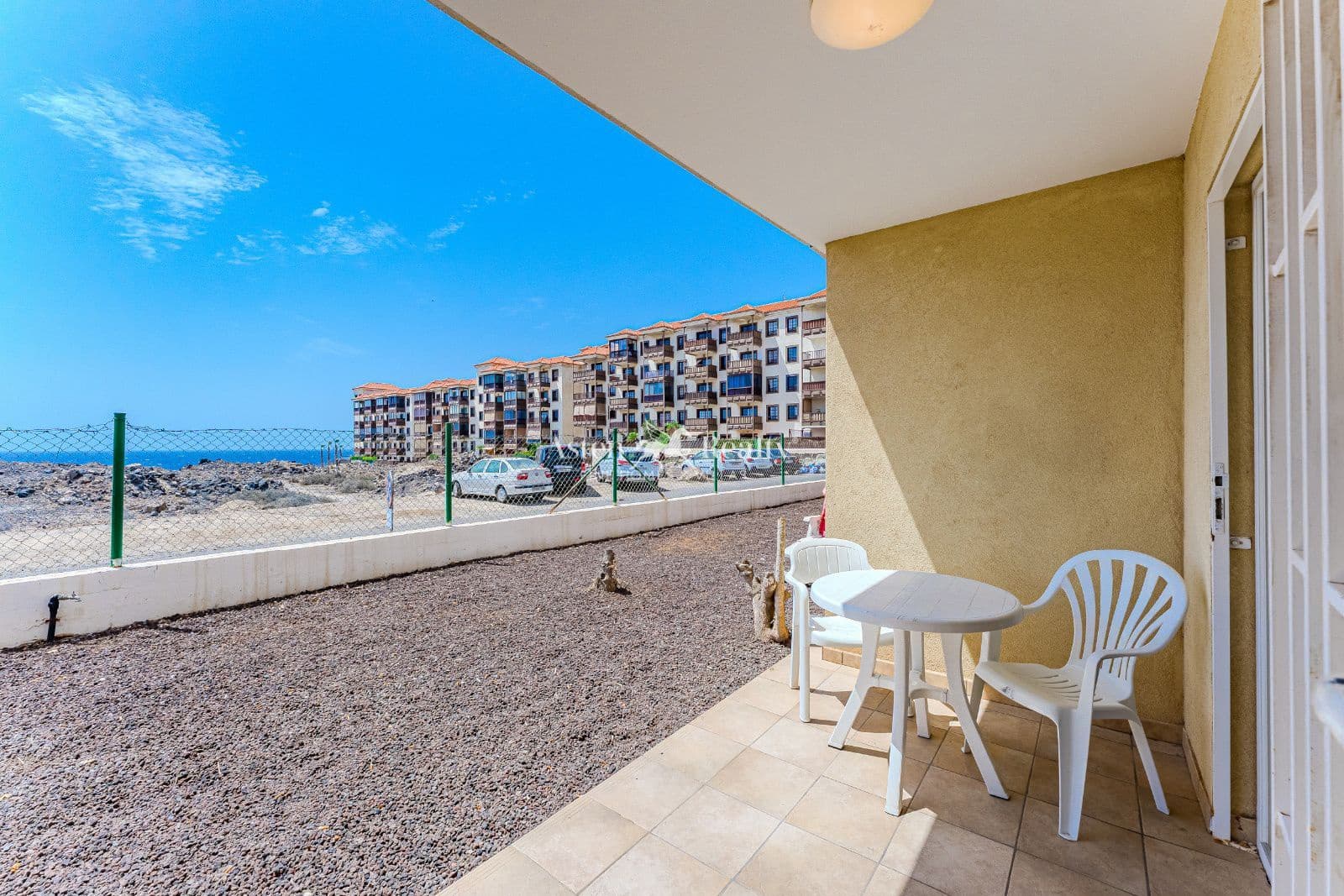 Flat te koop in Costa del Silencio met zwembad - € 158.500 (Ref: 7486493)