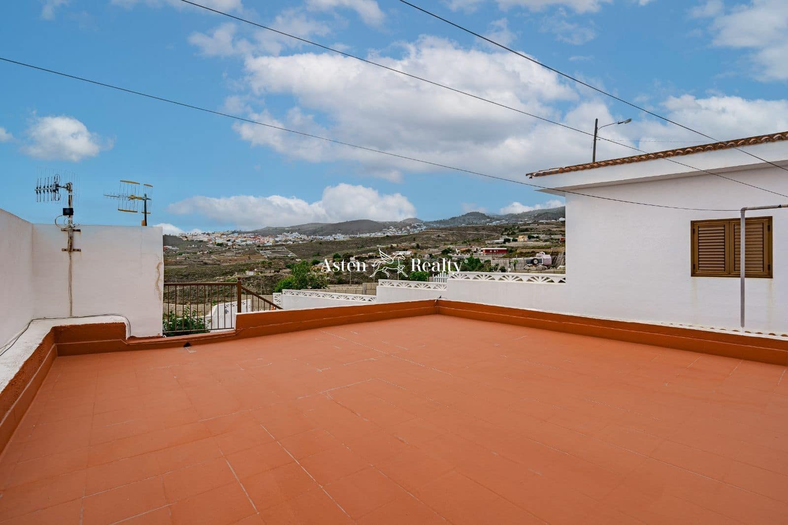 Chalet de 5 habitaciones en Los Blanquitos en venta con garaje - 360.000 € (Ref: 7513055)