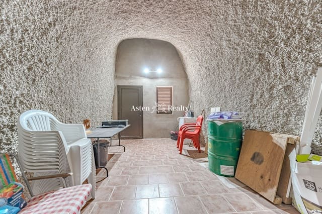 5 makuuhuone Huvila myytävänä paikassa Los Blanquitos, Granadilla de Abona mukana 
autotalli - 360 000 € (Ref: 7513055)