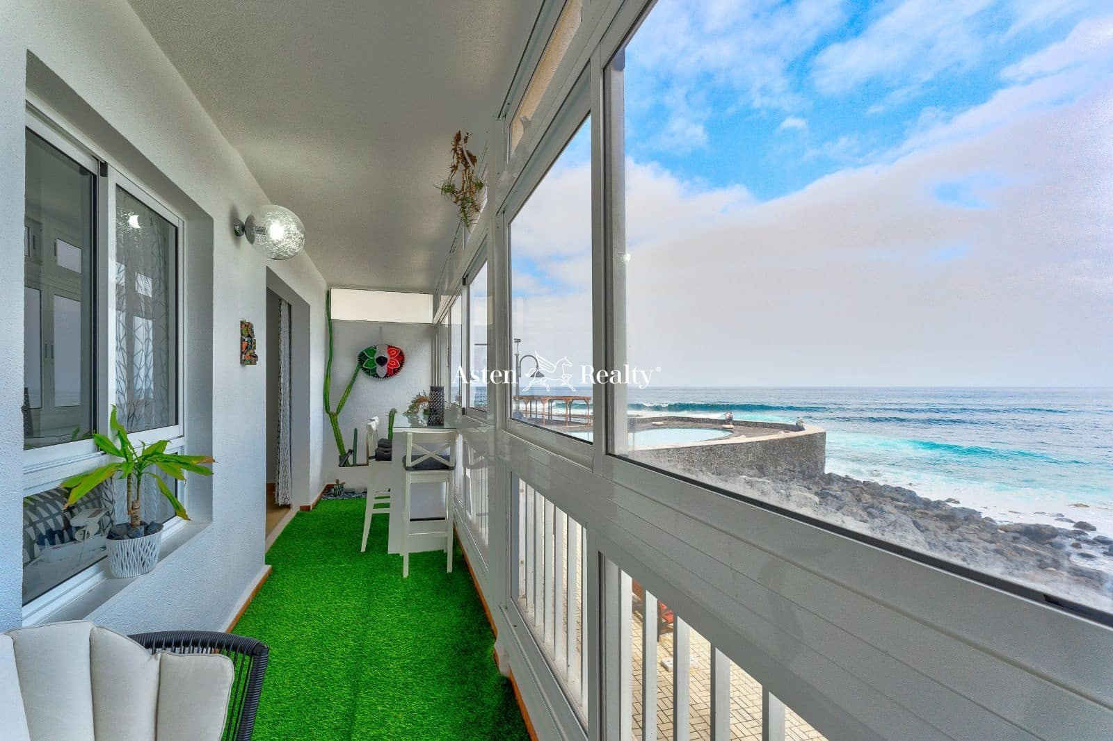 2 soveværelse Lejlighed til salg i Bajamar med swimmingpool - € 350.000 (Ref: 7539114)