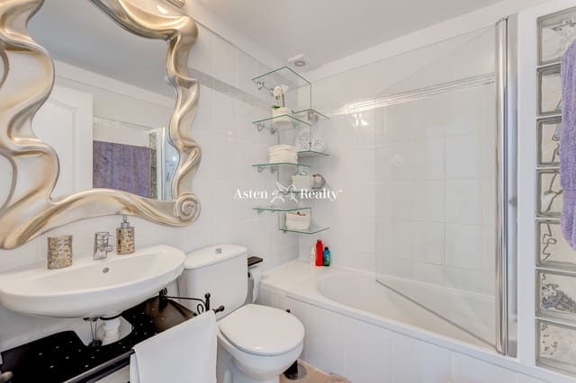 2 soverom Leilighet til salgs i Bajamar, San Cristóbal de La Laguna med svømmebasseng - € 350 000 (Ref: 7539114)