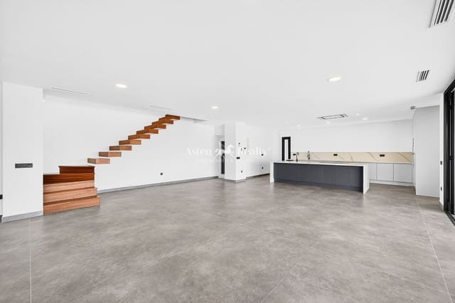 4 Zimmer Haus zu verkaufen in Torviscas, Adeje mit Pool Garage - 1.950.000 € (Ref: 7539116)