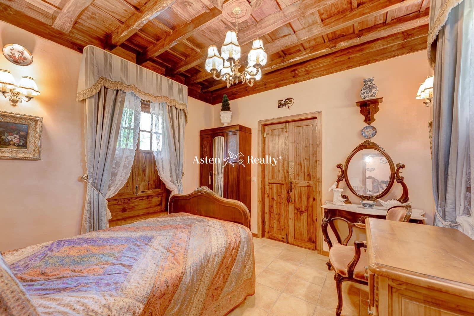 6 slaapkamer Villa te koop in Icod de los Vinos - € 3.300.000 (Ref: 7578306)