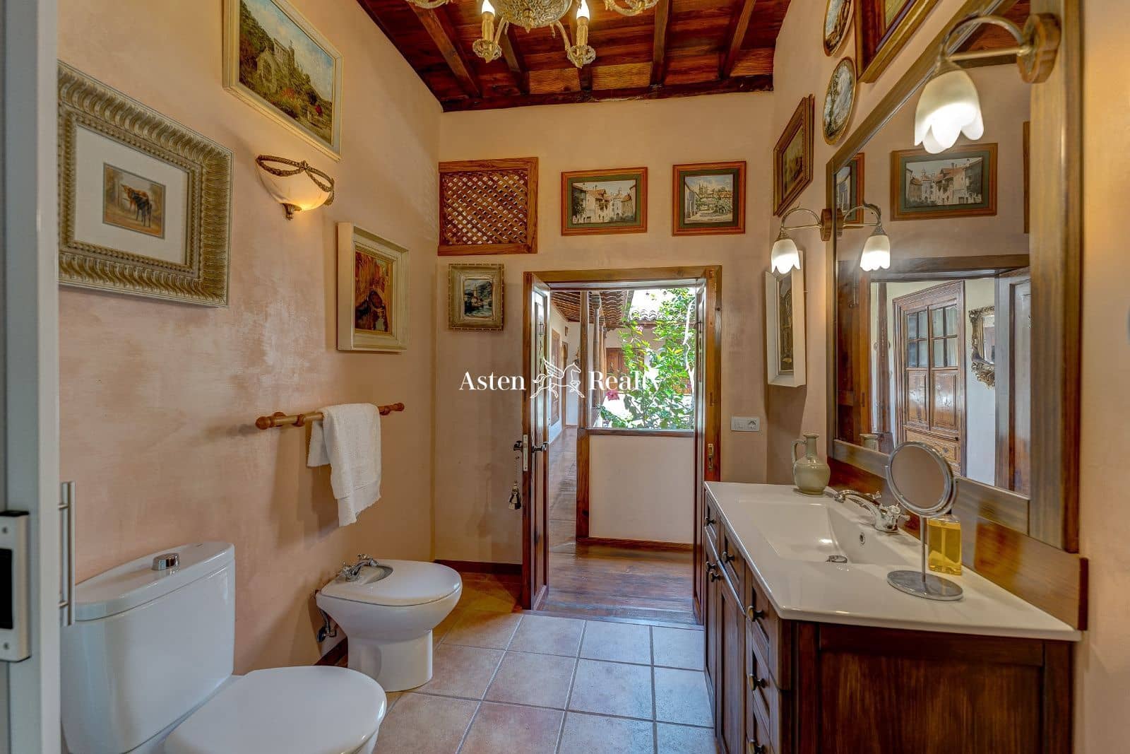 6 slaapkamer Villa te koop in Icod de los Vinos - € 3.300.000 (Ref: 7578306)