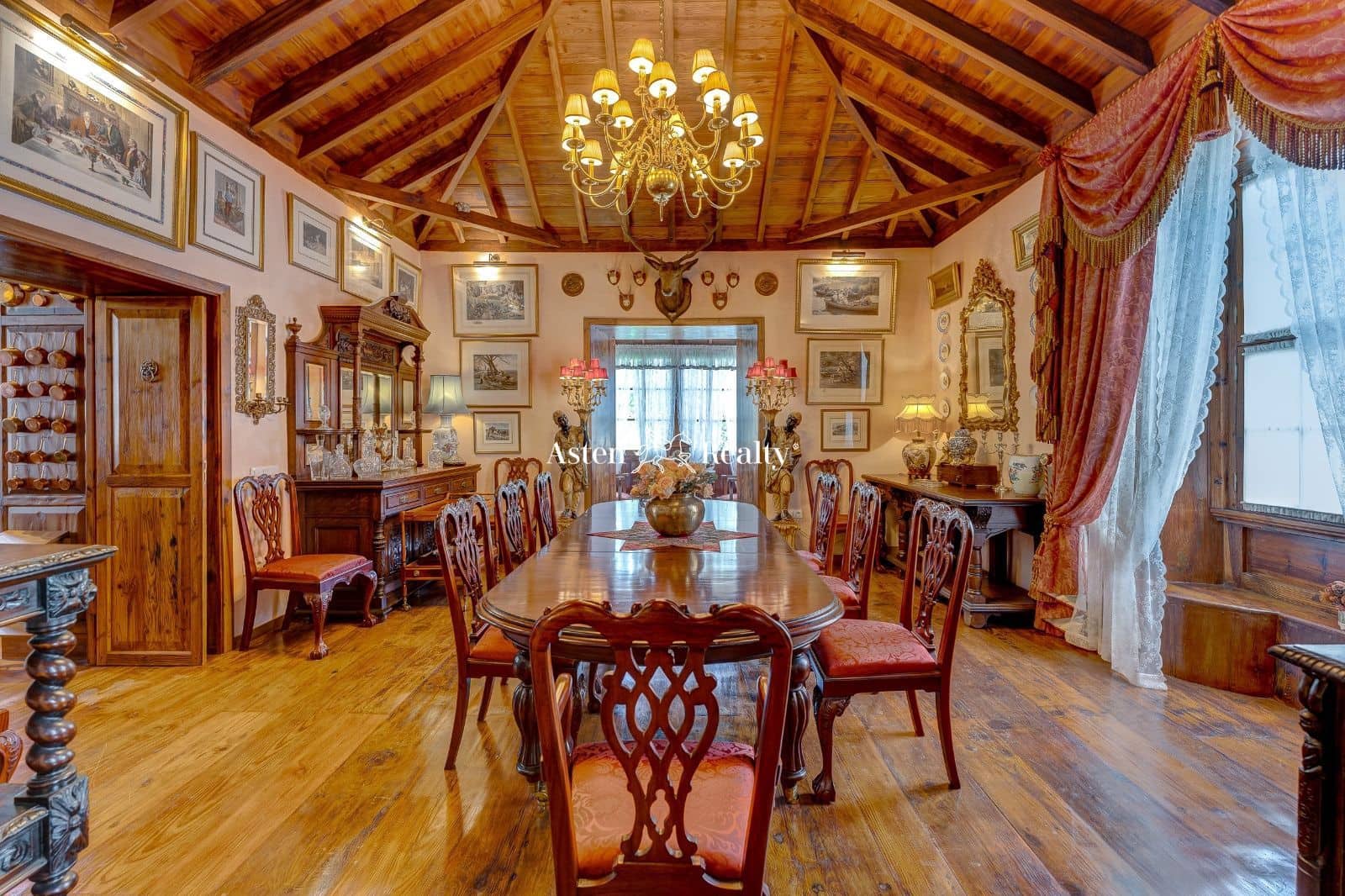 6 slaapkamer Villa te koop in Icod de los Vinos - € 3.300.000 (Ref: 7578306)