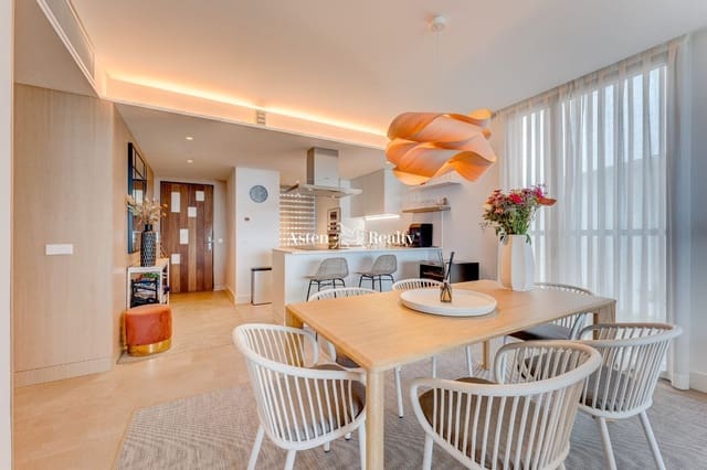 2 soverom Leilighet til salgs i Guía de Isora med svømmebasseng garasje - € 980 000 (Ref: 7578307)