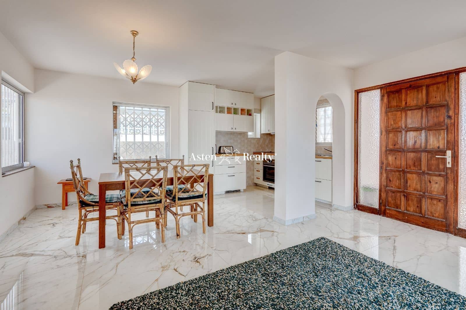 2 soveværelse Bungalow til salg i Costa Adeje med swimmingpool garage - € 995.000 (Ref: 7592200)