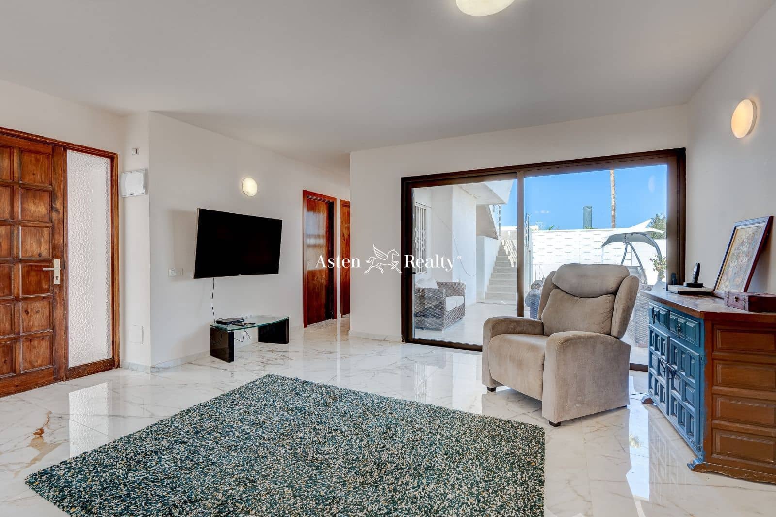 2 soveværelse Bungalow til salg i Costa Adeje med swimmingpool garage - € 995.000 (Ref: 7592200)