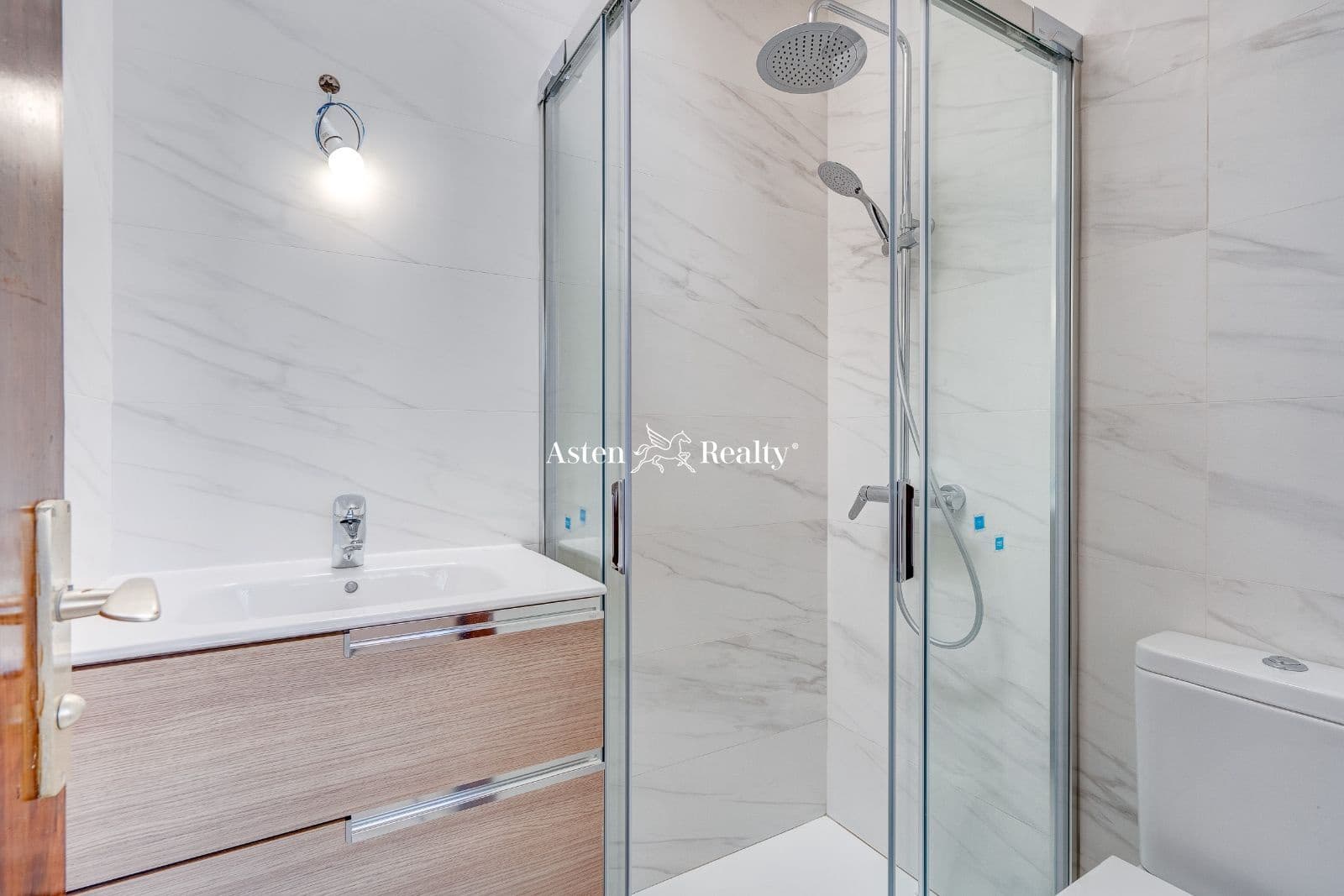 2 soveværelse Bungalow til salg i Costa Adeje med swimmingpool garage - € 995.000 (Ref: 7592200)