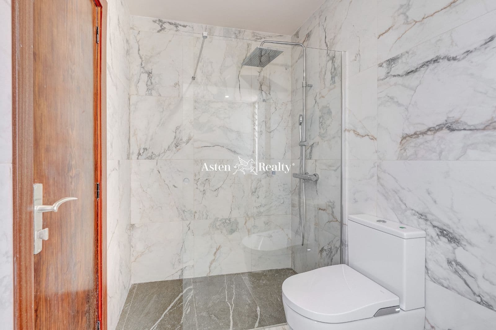 2 soveværelse Bungalow til salg i Costa Adeje med swimmingpool garage - € 995.000 (Ref: 7592200)