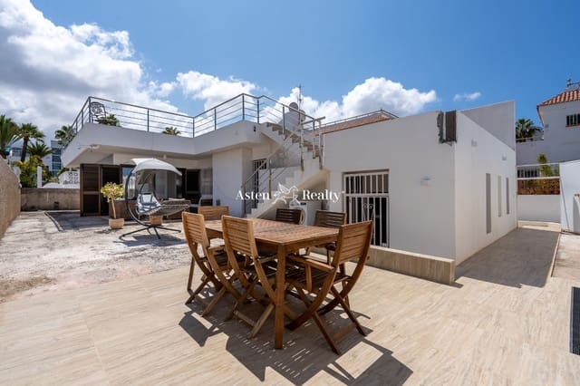 2 soveværelse Bungalow til salg i San Eugenio Bajo, Adeje med swimmingpool garage - € 995.000 (Ref: 7592200)