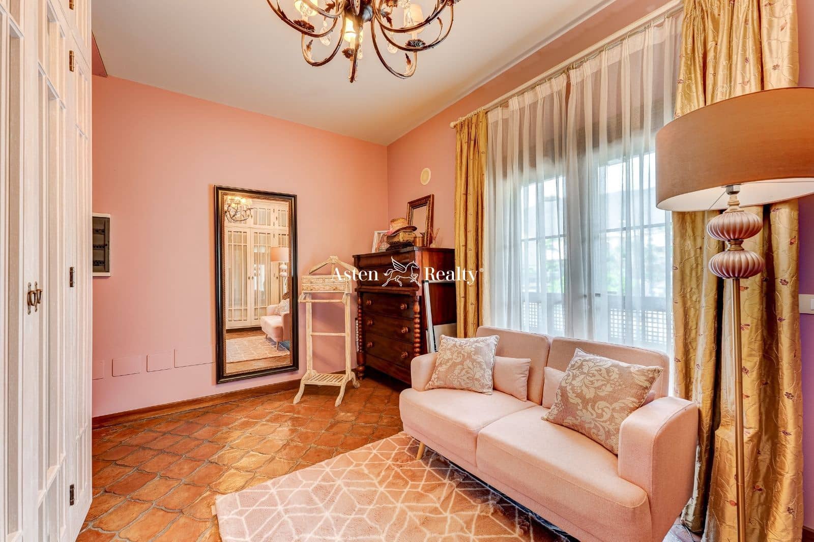 4 chambre Maison de Ville à vendre à Adeje avec piscine garage - 2 850 000 € (Ref: 7597634)