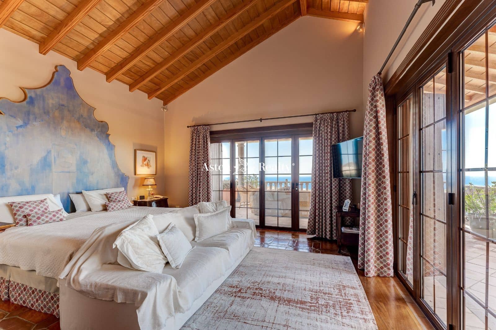 4 chambre Maison de Ville à vendre à Adeje avec piscine garage - 2 850 000 € (Ref: 7597634)